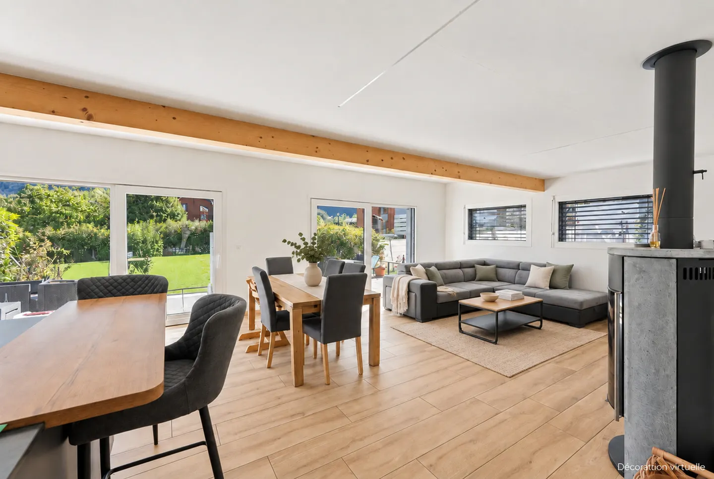 Your future home in Salvan: 6 rooms and 1,080 m² of land - Photo 2 of 15