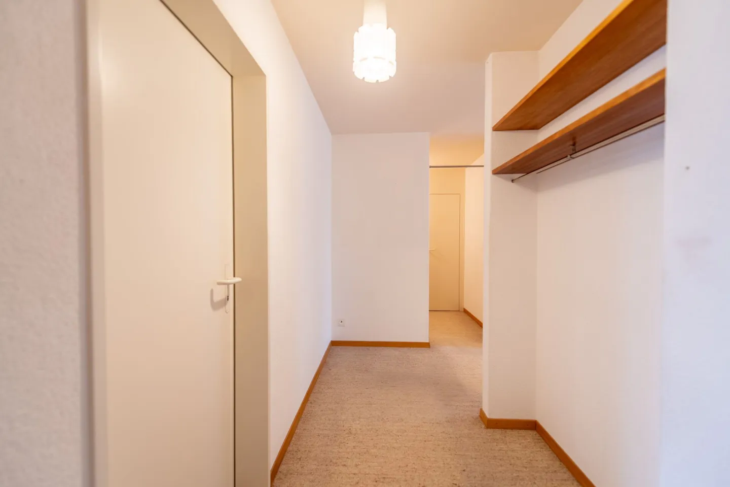 Light, View and Space for Your Ideas! - Photo 10 of 17