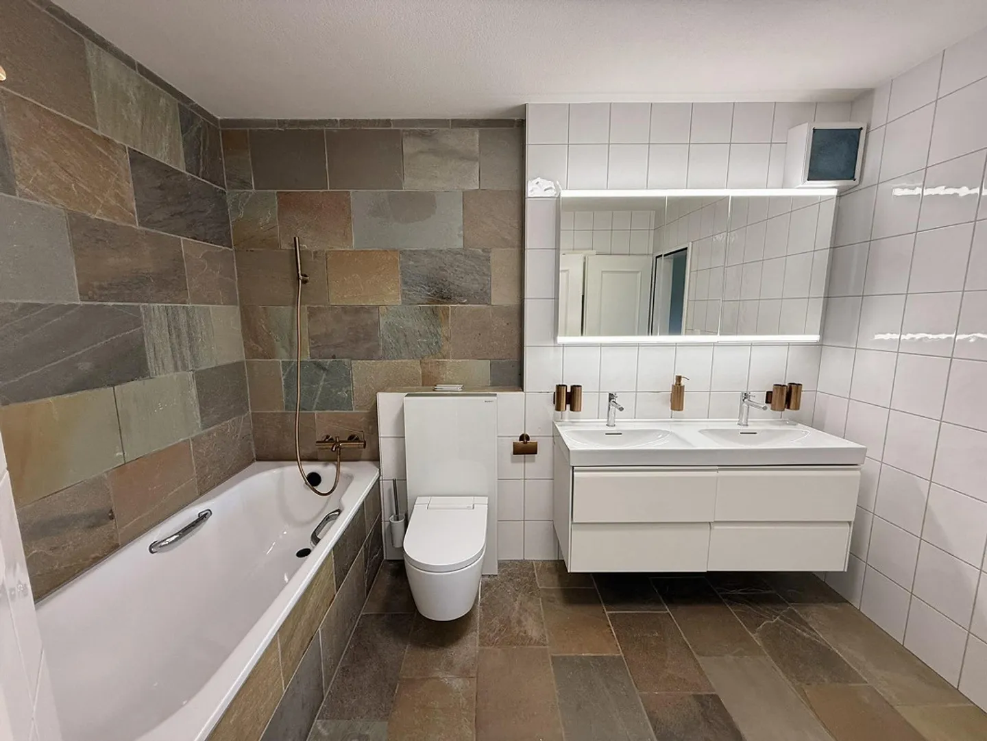 Ampia casa unifamiliare nel popolare quartiere di Neinern a Wiesendangen - Foto 15 di 30