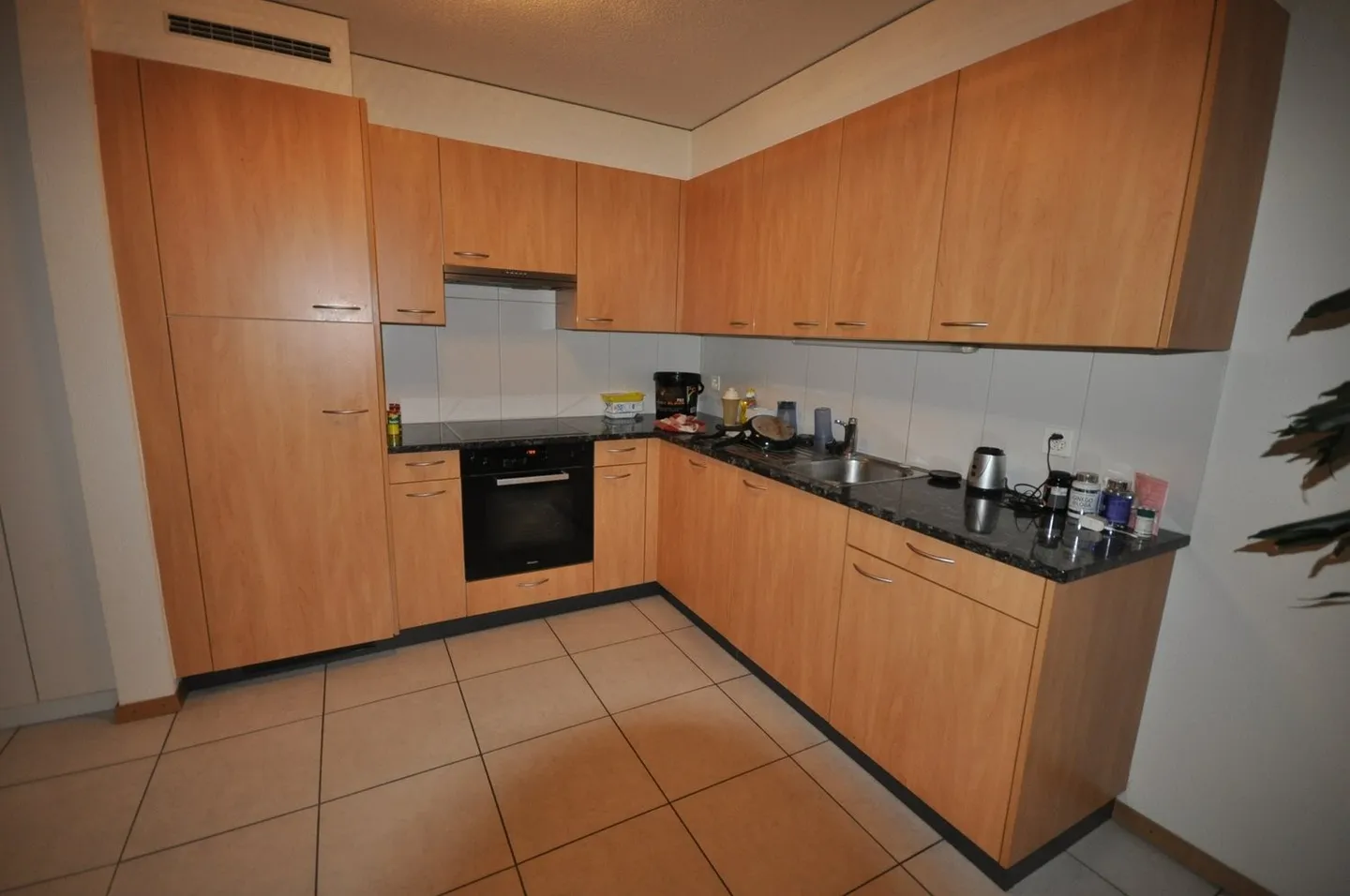 Magnificent 2.5-room apartment on the 1st floor - Photo 2 of 5