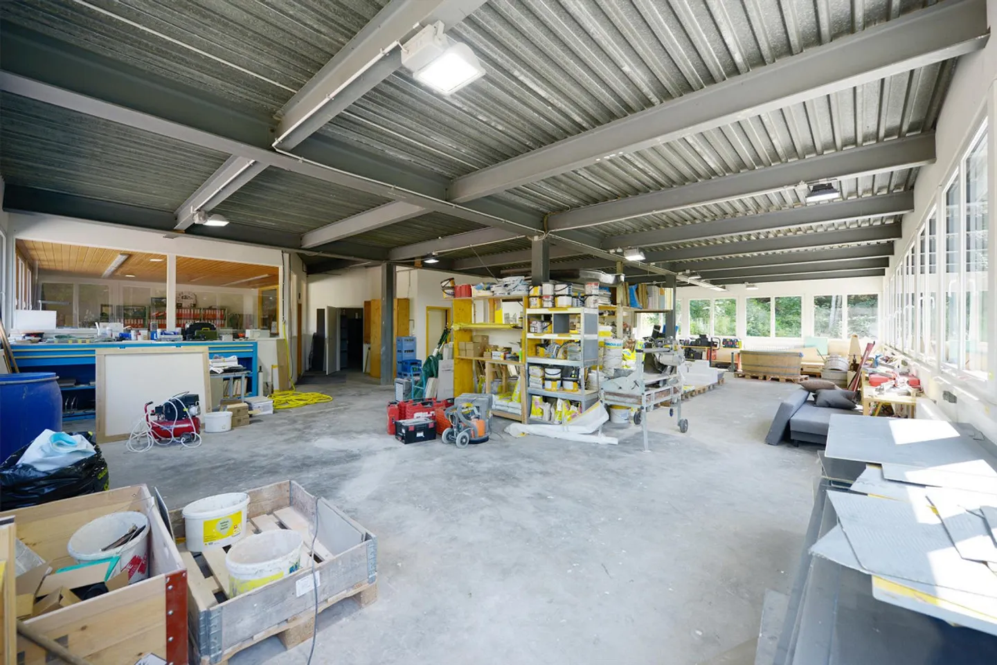 Attractive commercial property in St. Gallen-St. Georgen - Photo 2 of 21