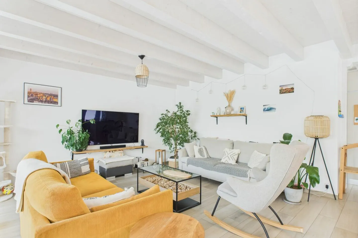 TOLLES EINFAMILIENHAUS 2021 MIT GROSSEM RAUMGEFÜHL - Foto 2 von 9