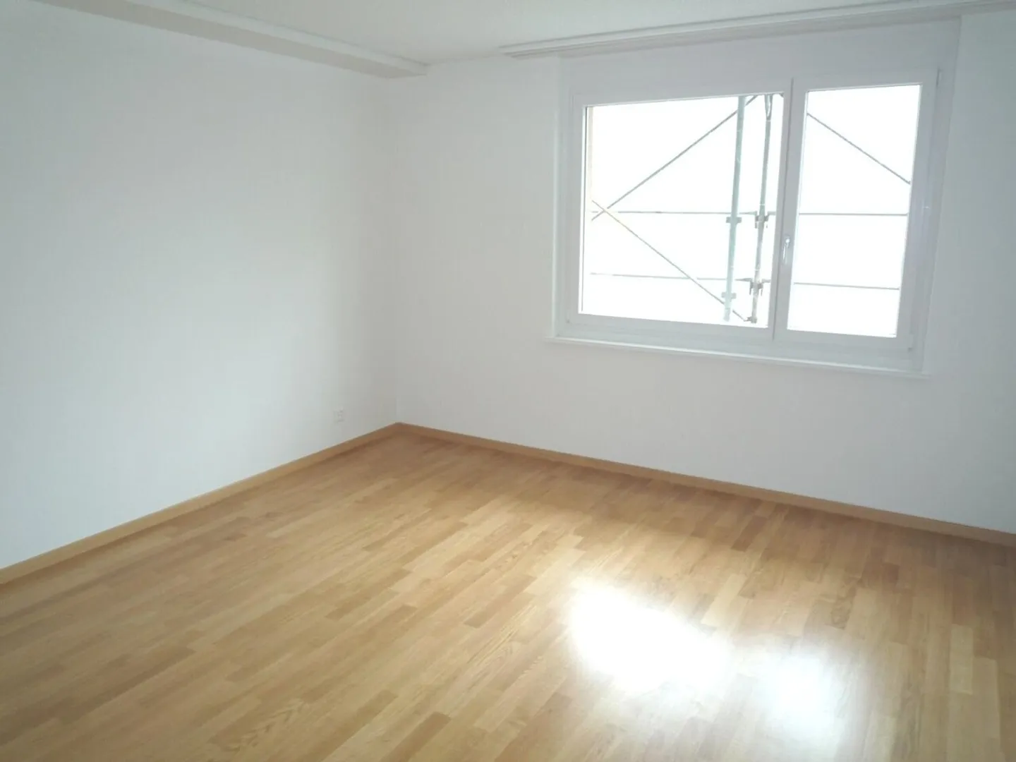 Modernes 4.5-Zimmer-Apartment - Foto 7 von 9