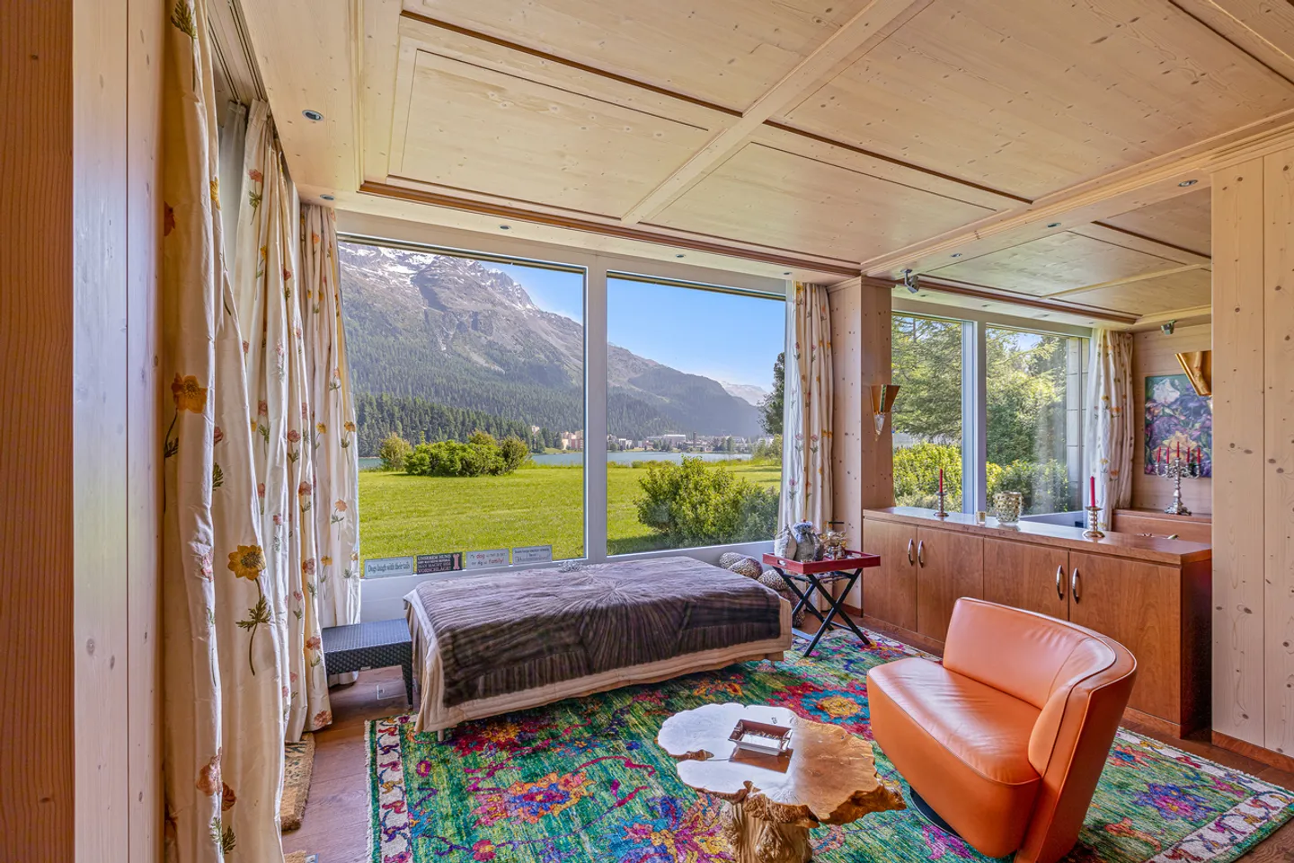 Luxuriöse Erdgeschosswohnung (568m²) - geniales See- und Bergpanorama - Foto 1 von 3