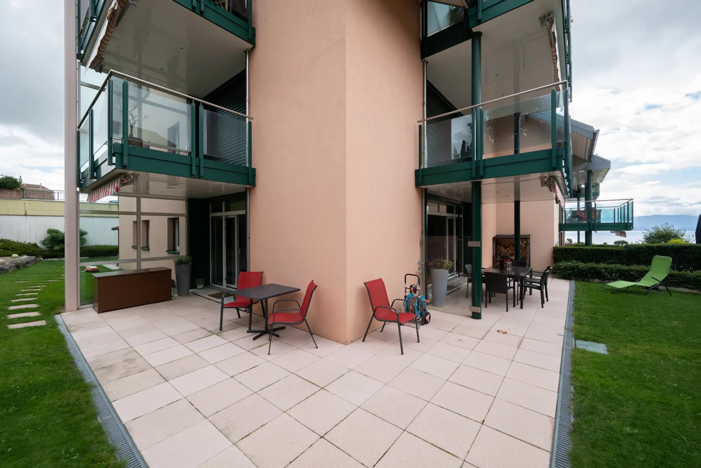 Beautiful Apartment - Mont-sur-Rolle - Photo 9 of 9