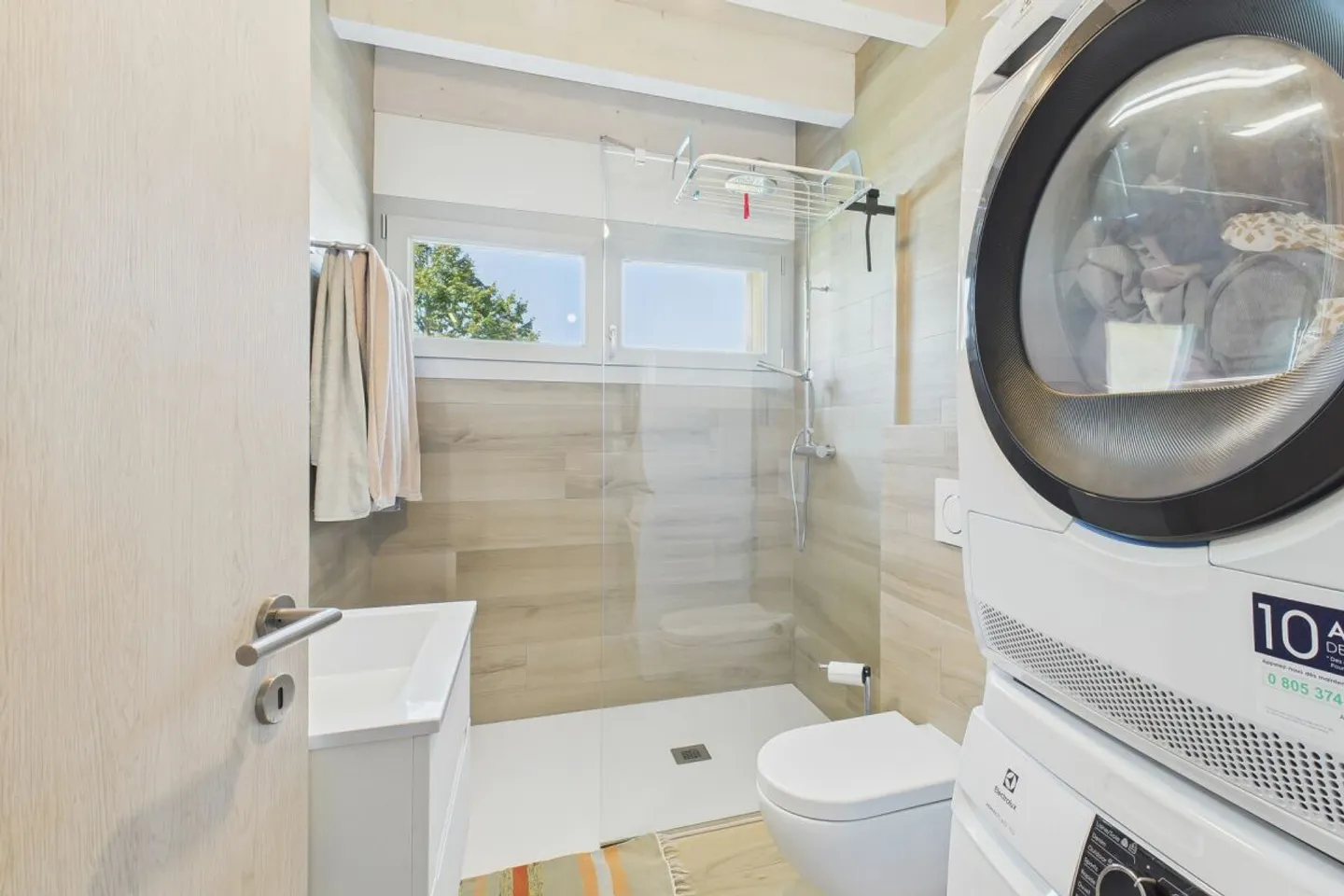 TOLLES EINFAMILIENHAUS 2021 MIT GROSSEM RAUMGEFÜHL - Foto 6 von 9