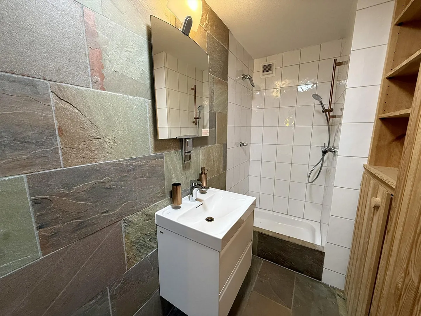 Ampia casa unifamiliare nel popolare quartiere di Neinern a Wiesendangen - Foto 26 di 30