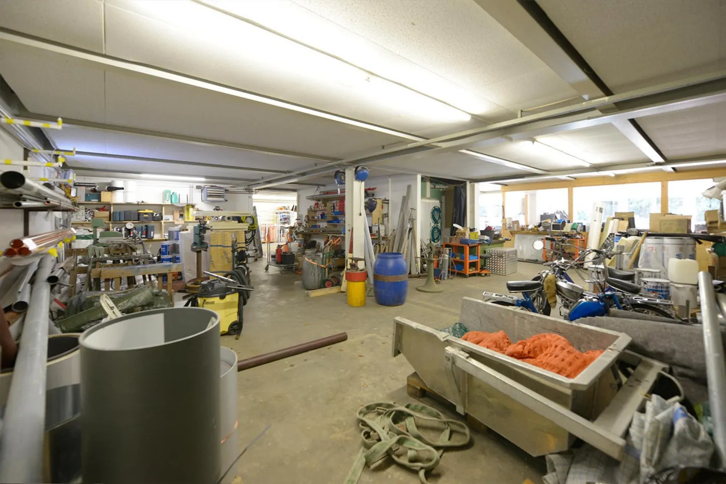 Attractive commercial property for conversion (residential) - Photo 20 of 21