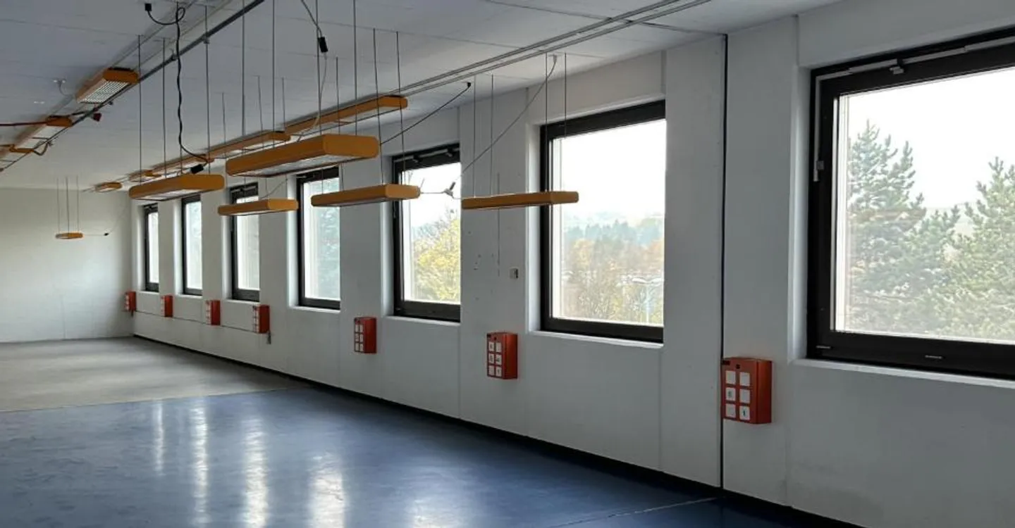 Spazio Misto Moderno a Satigny - Foto 3 di 11