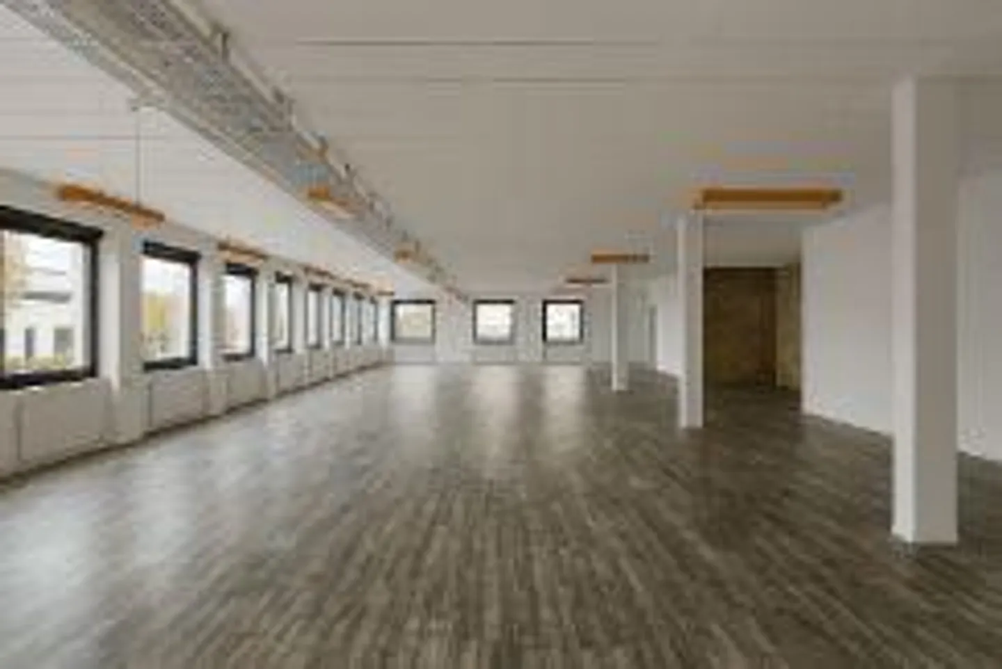 Spazio Misto Moderno a Satigny - Foto 8 di 11