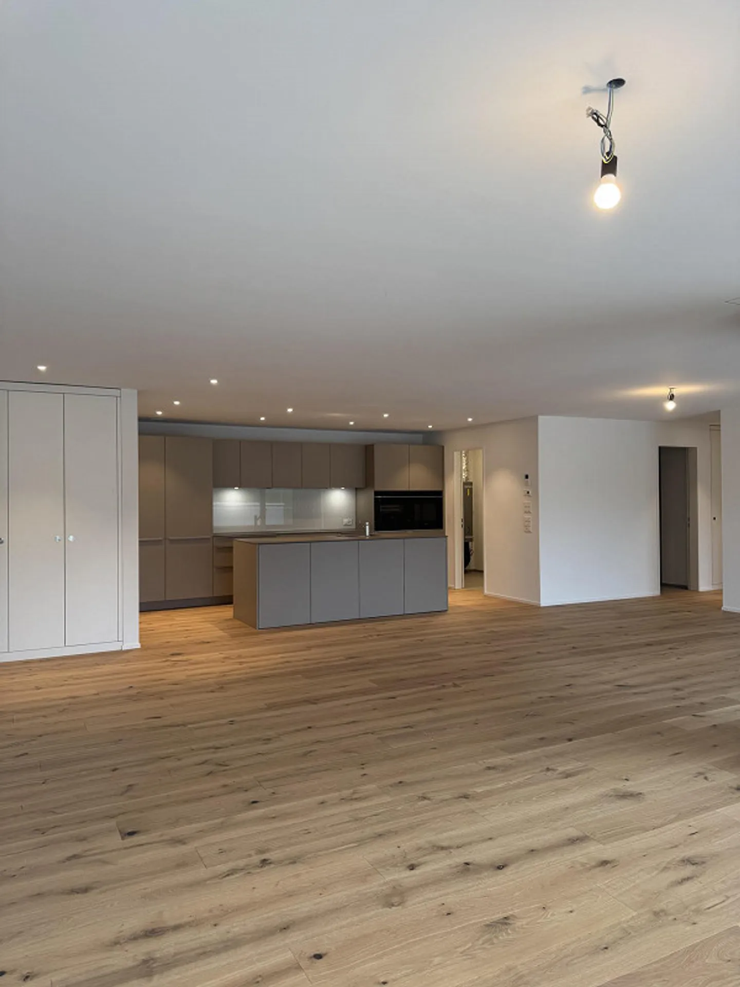 Terrassenwohnung mit Alpenblick - Foto 1 von 9