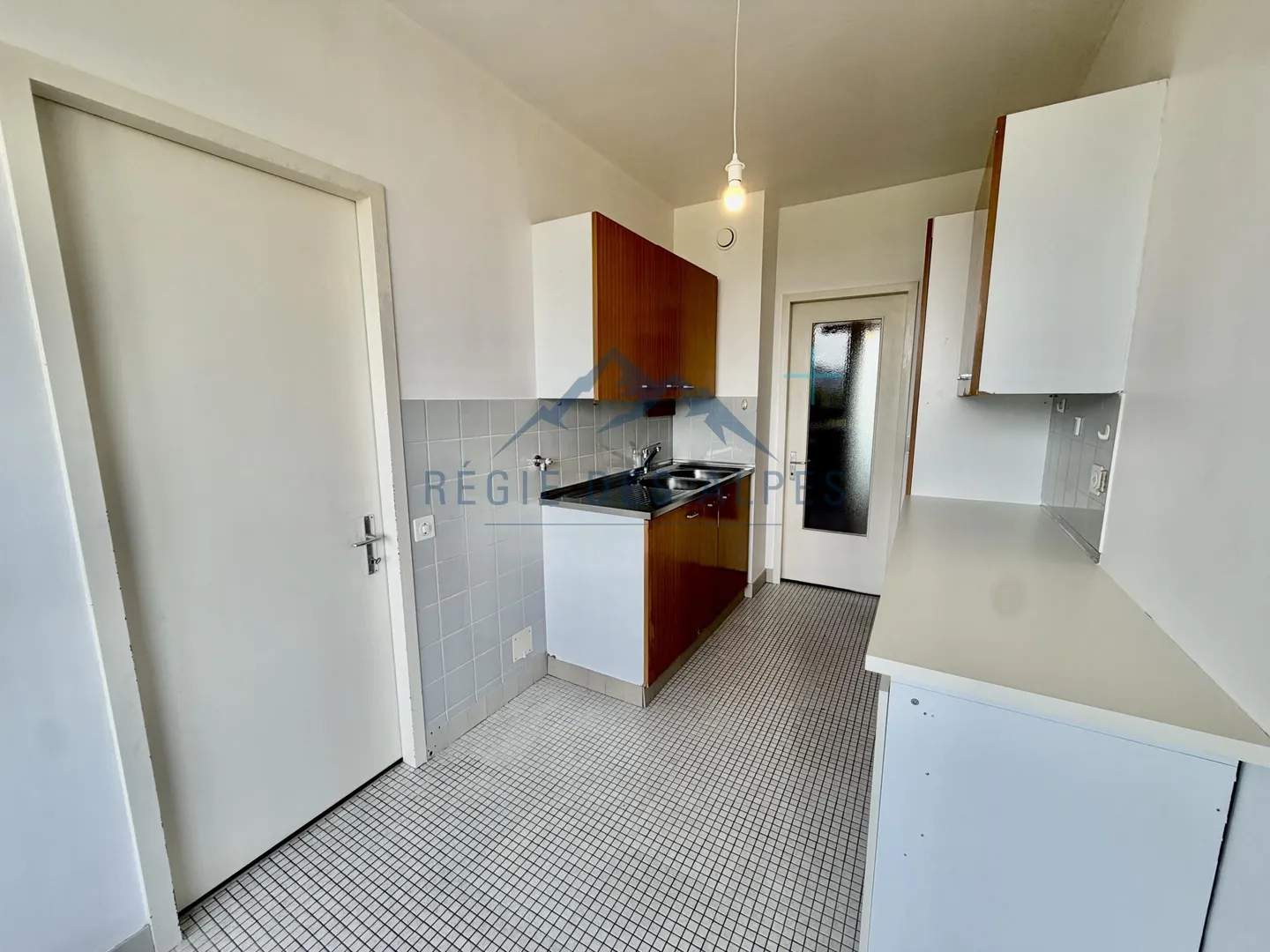 Appartement Charmant à Petit-Saconnex - Photo 6 sur 8