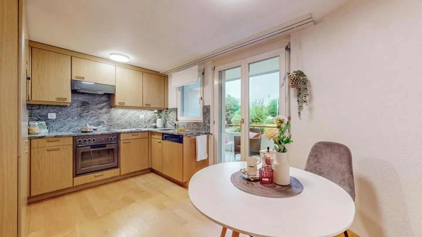 APPARTAMENTO ACCOGLIENTE CON IDILLO GIARDINO - Foto 3 di 8