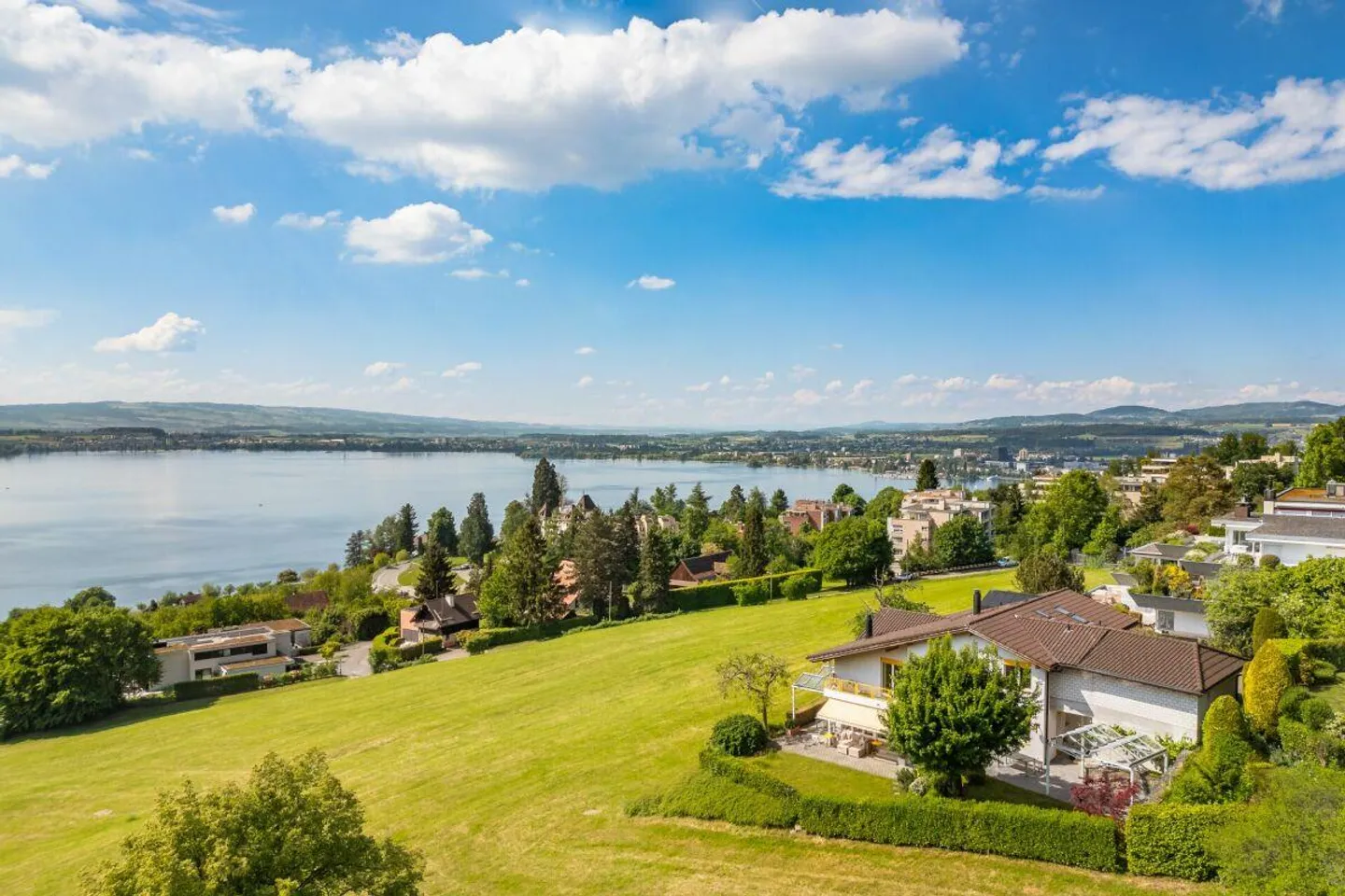 Vivere con vista mozzafiato sul lago! - Foto 5 di 23