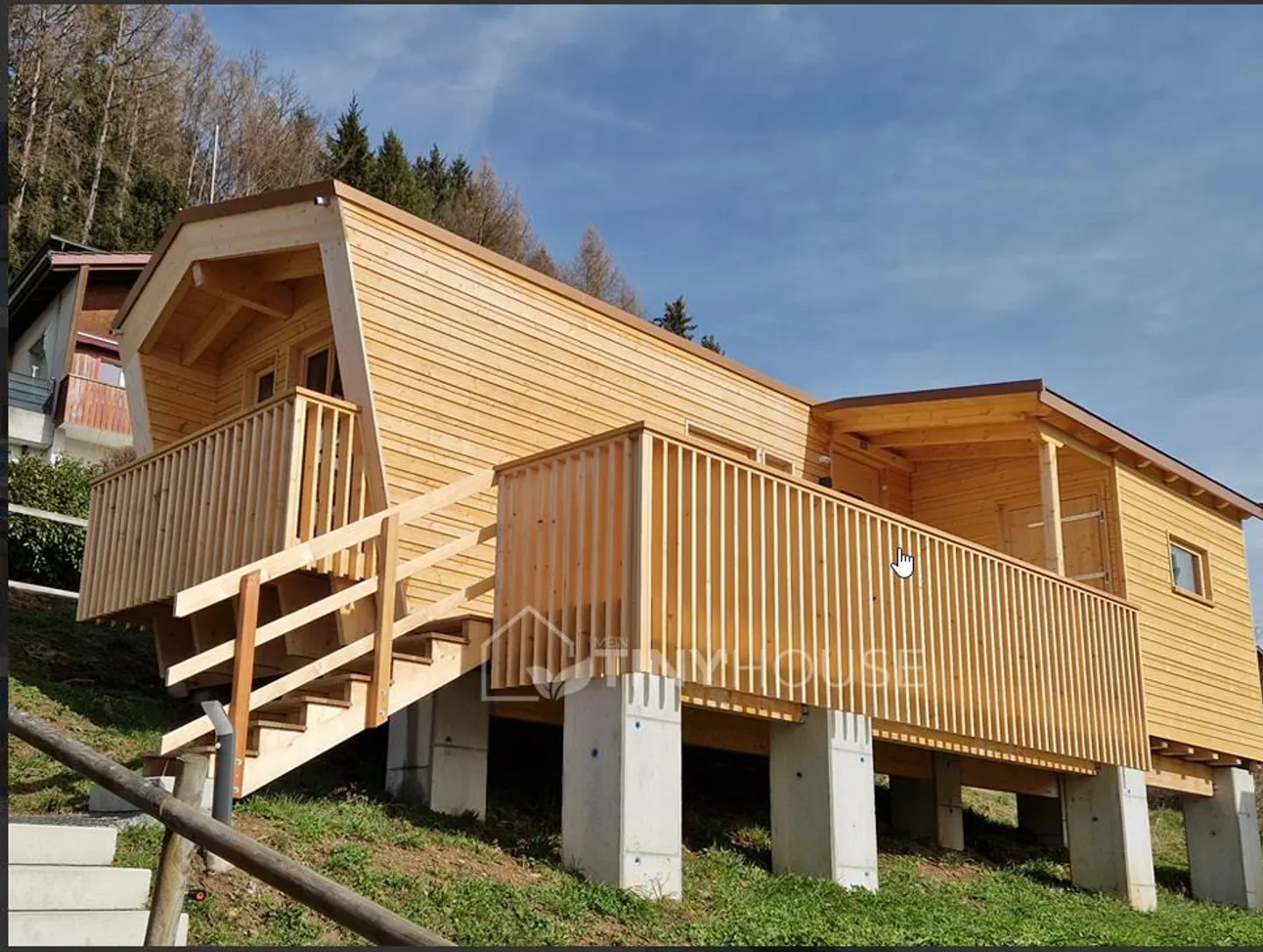 Modernes Tiny House mit Terrasse - Foto 1 von 11