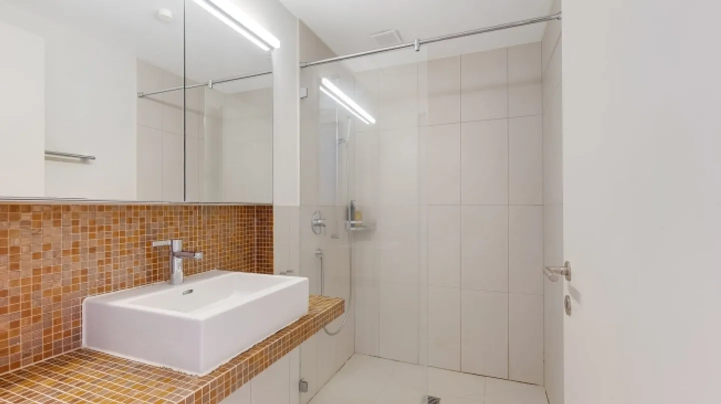 Corner House in Top Location - Photo 9 of 13