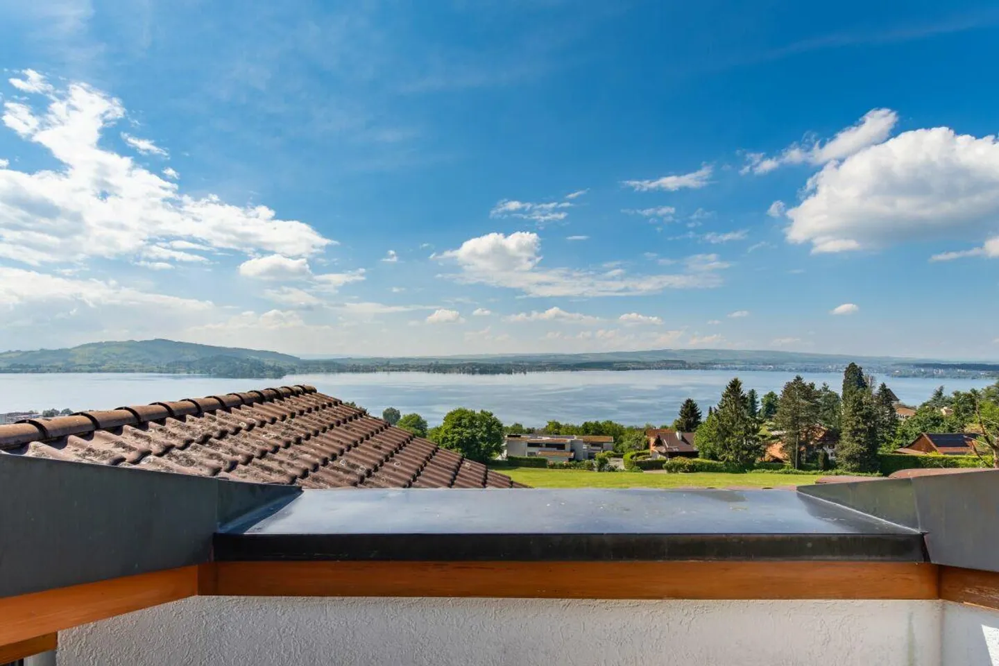 Vivere con vista mozzafiato sul lago! - Foto 19 di 23