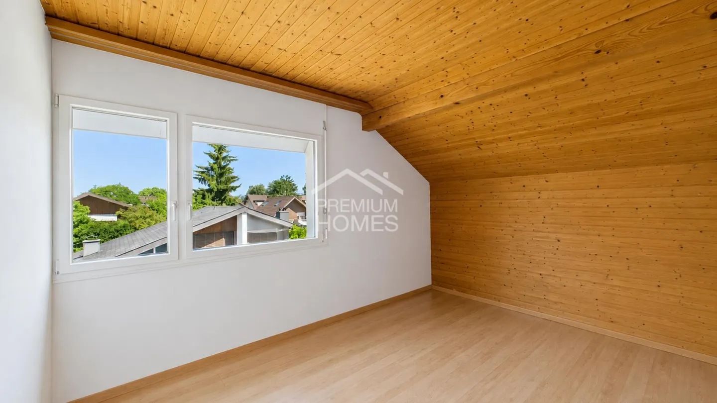 Where light and wide views are at home - Photo 12 of 13