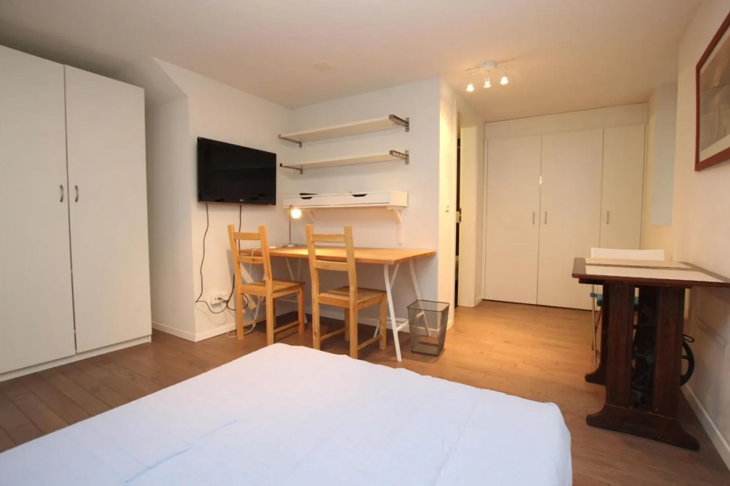 Charmantes Studio in Montbrillant - Foto 1 von 4