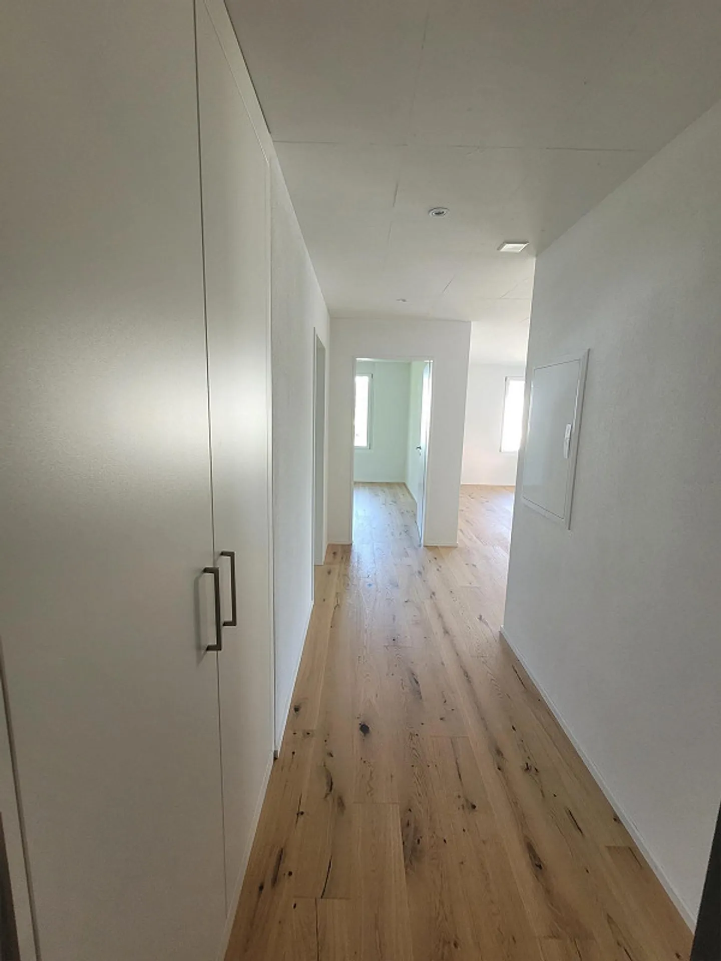 6.0 Room Single-Family House - Photo 7 of 14
