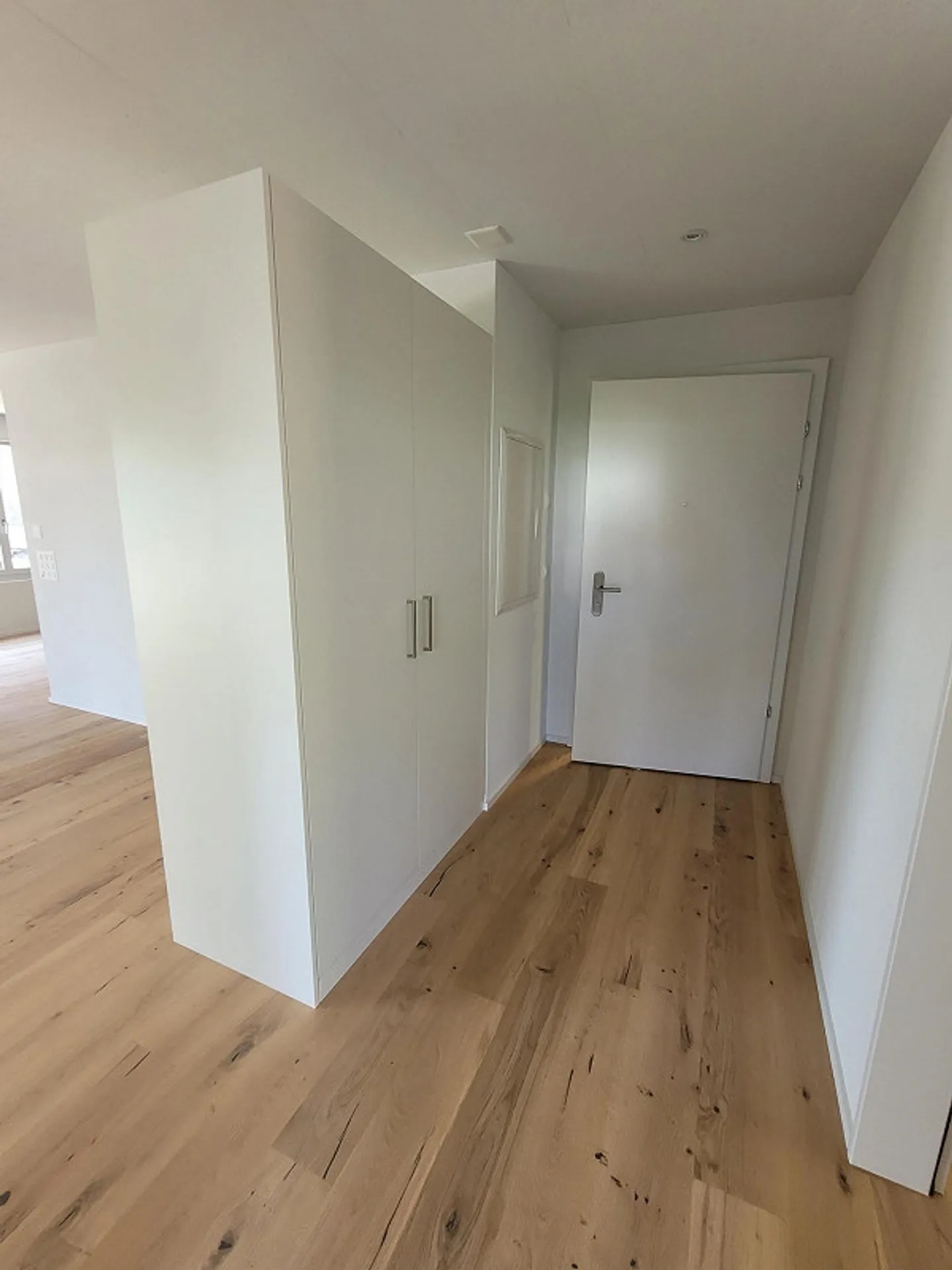 6.0 Room Single-Family House - Photo 9 of 14