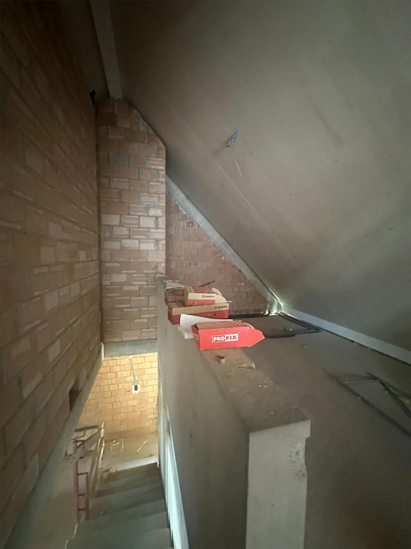 6.0 Room Single-Family House - Photo 12 of 14