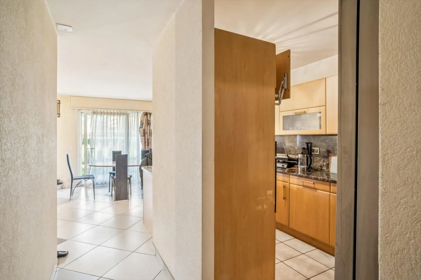 4.5 Room Apartment - Photo 6 of 13