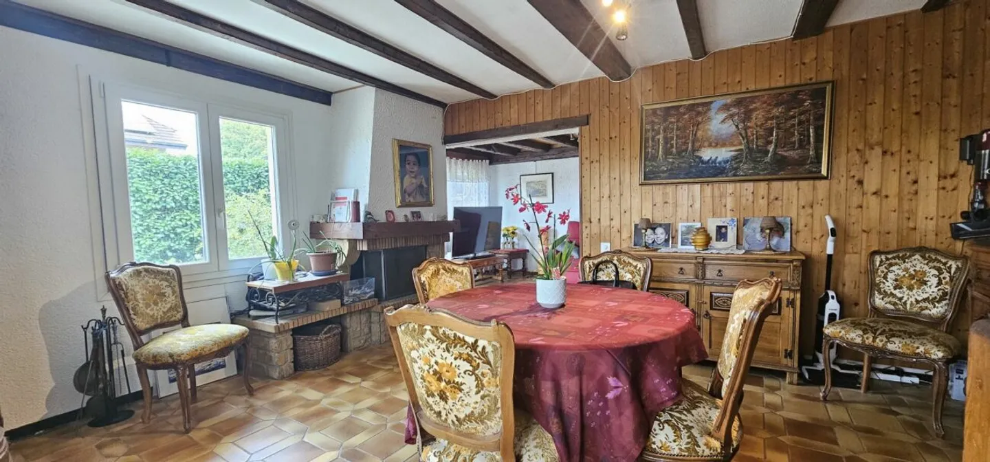 Große Einzelvilla mit 3 Garagen - Foto 6 von 9