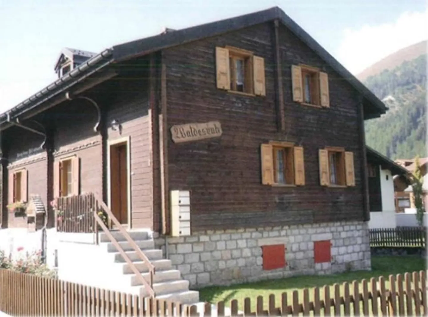 Conversion Maison Waldesruh à Oberwald 2 x Appartements - Photo 1 sur 7