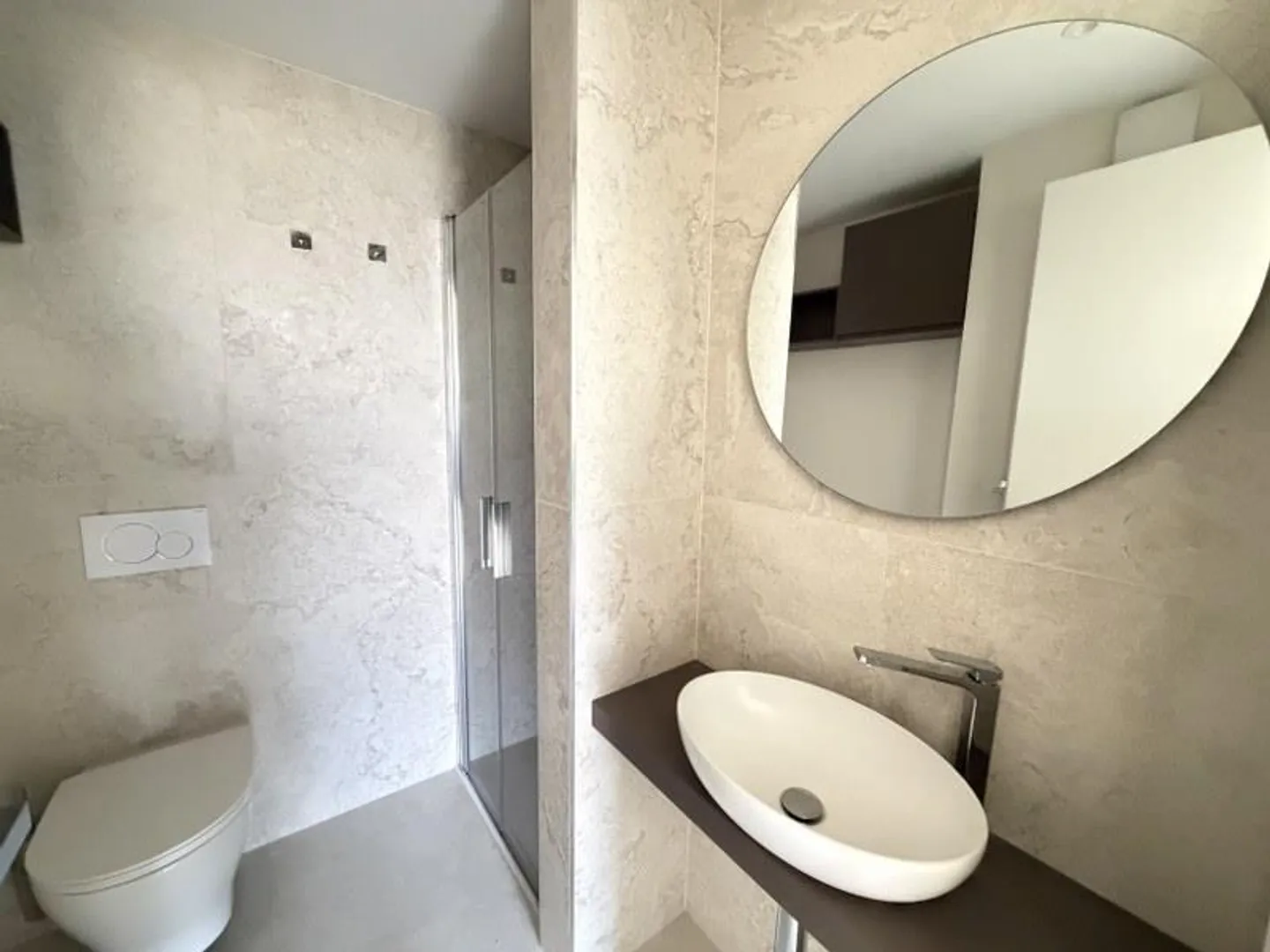 Elegante Villa Wohnung mit Garten - Foto 6 von 13