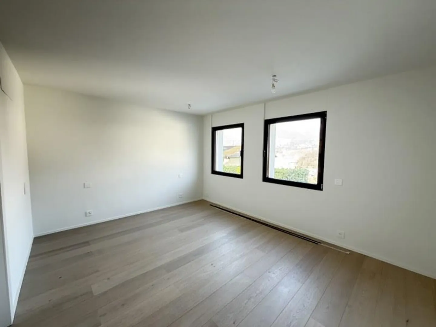 Elegante Villa Wohnung mit Garten - Foto 7 von 13