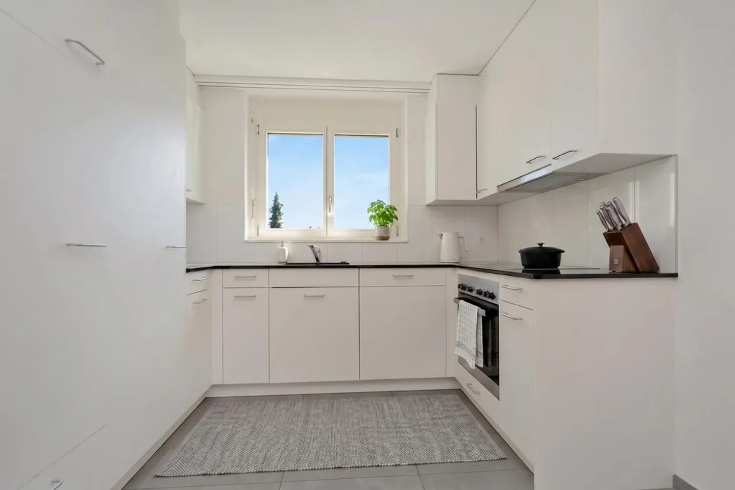 Family-friendly attic apartment in a quiet location - Photo 2 of 12