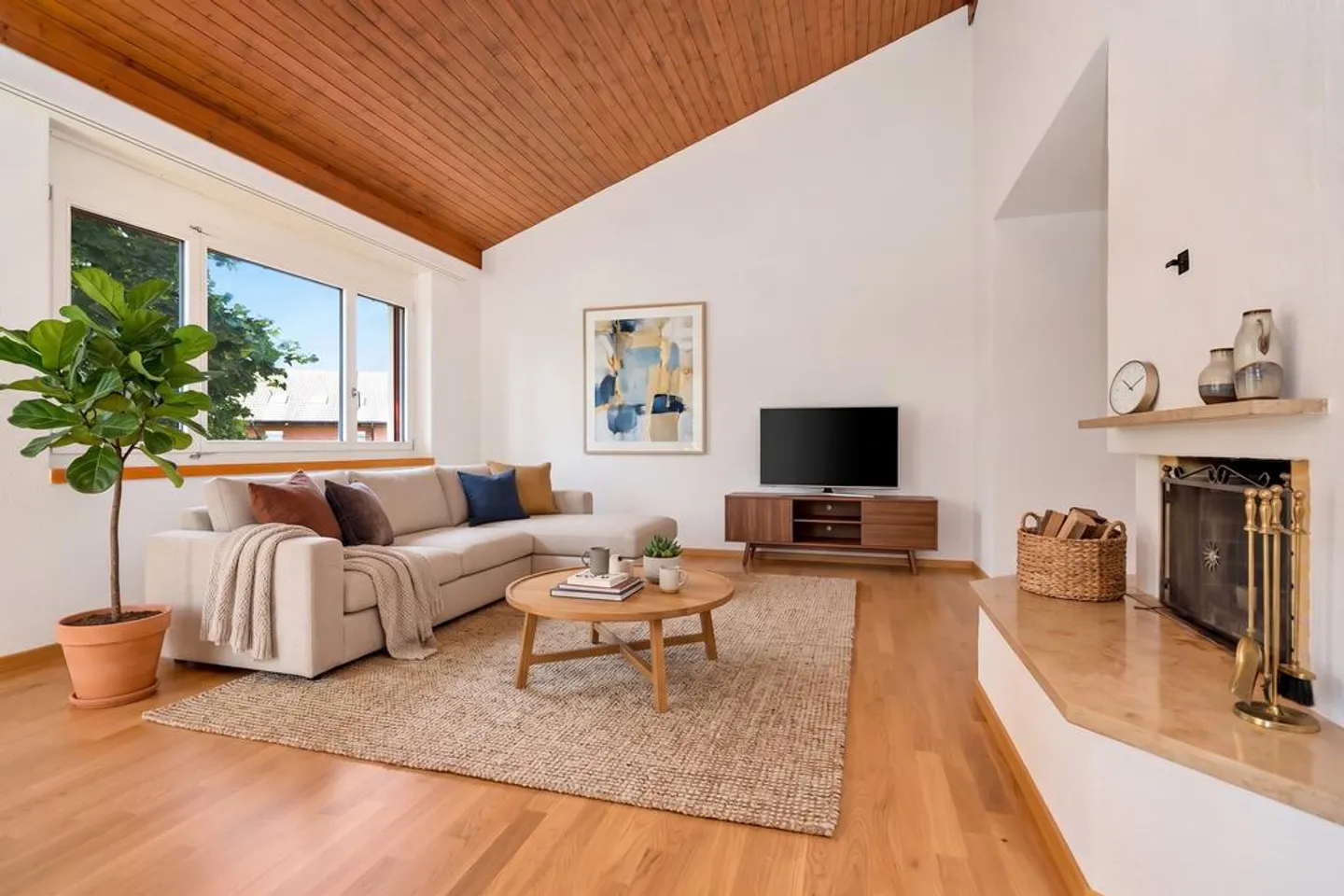 Family-friendly attic apartment in a quiet location - Photo 4 of 12
