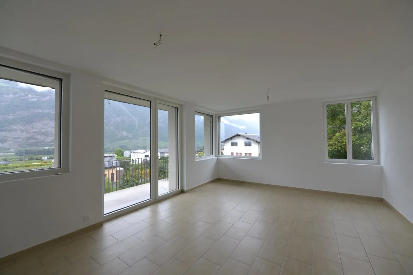 Appartement 3.5 pièces - Photo 3 sur 8
