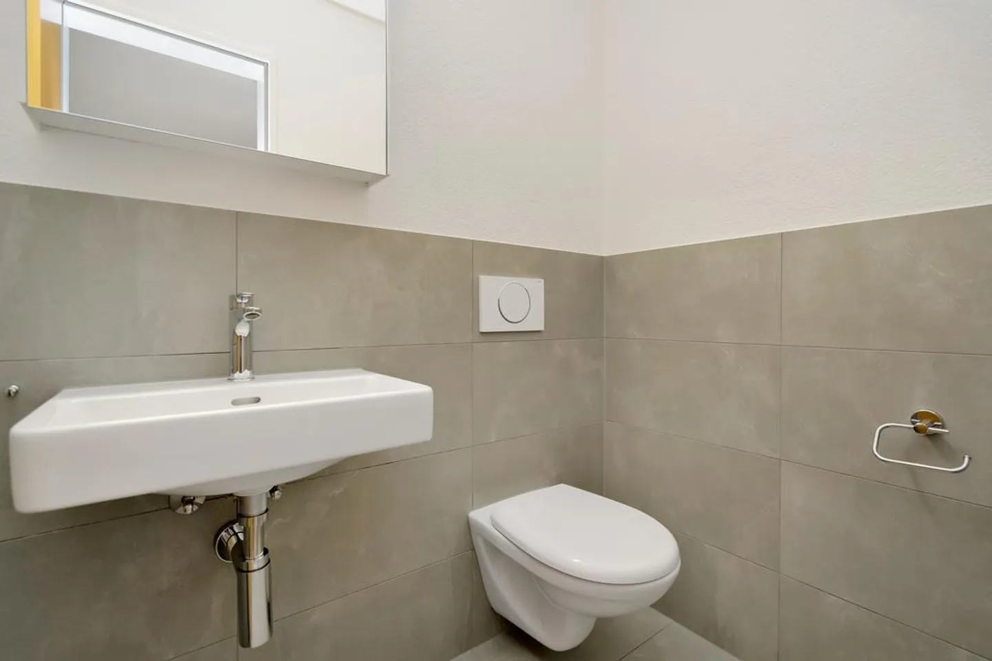 Family-friendly attic apartment in a quiet location - Photo 8 of 12