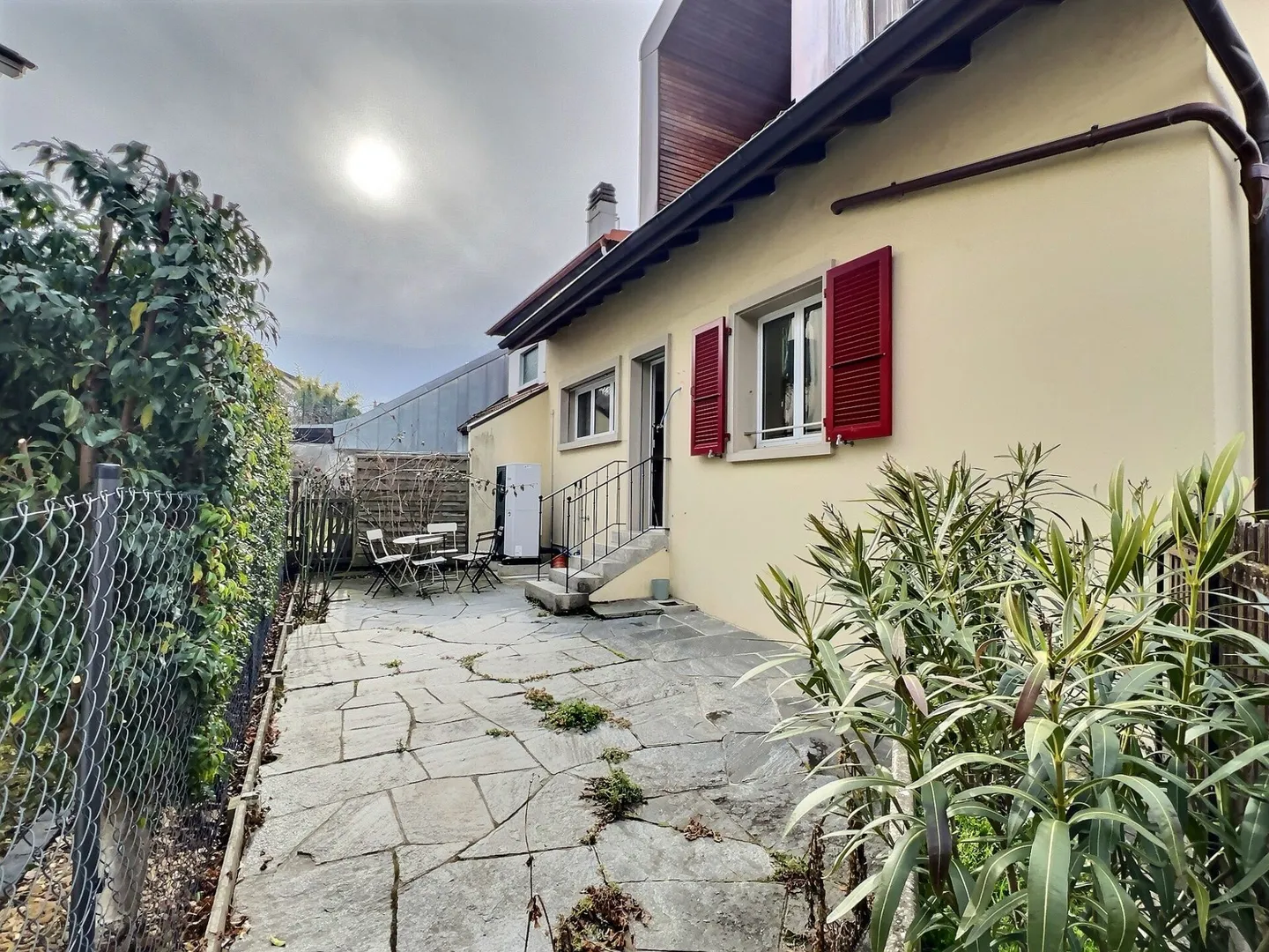 Magnificent 3.5 rooms in the center of the village - Photo 9 of 9