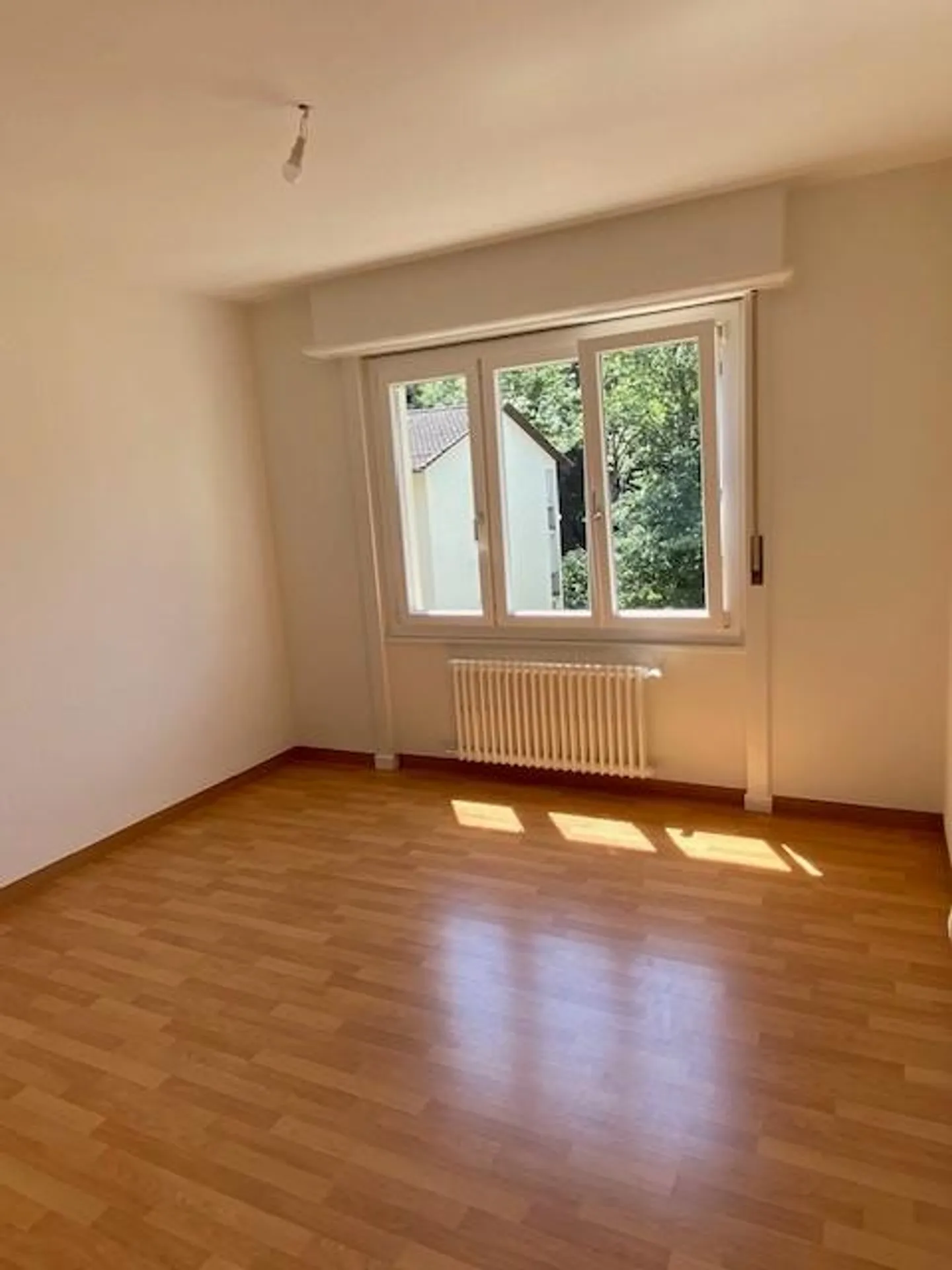 Appartement Charmant à Montchoisi - Photo 4 sur 7