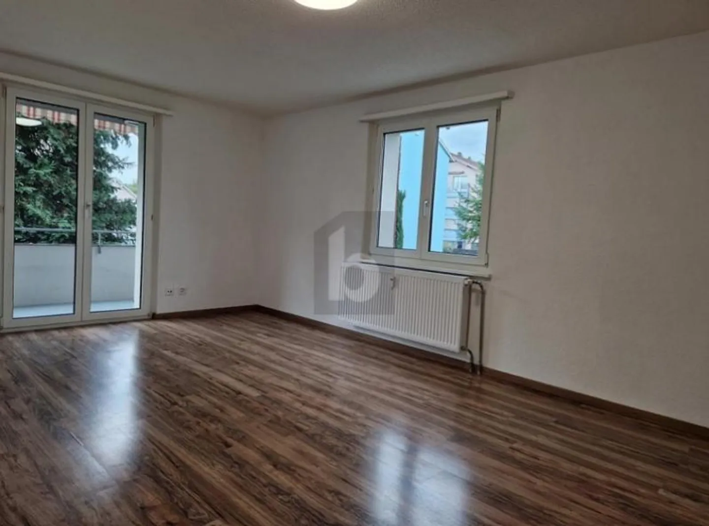 Renovierte Wohnung mit Balkon - Foto 3 von 6