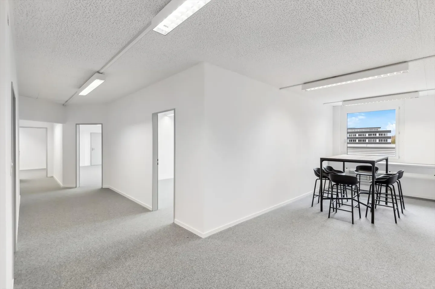 Helles Kleinbüro zum Vermieten in Steinhausen - Foto 5 von 7