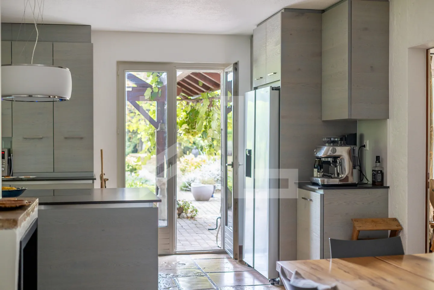 Maison de charme dans un parc arboré de 4'500 m2 - Photo 7 sur 13