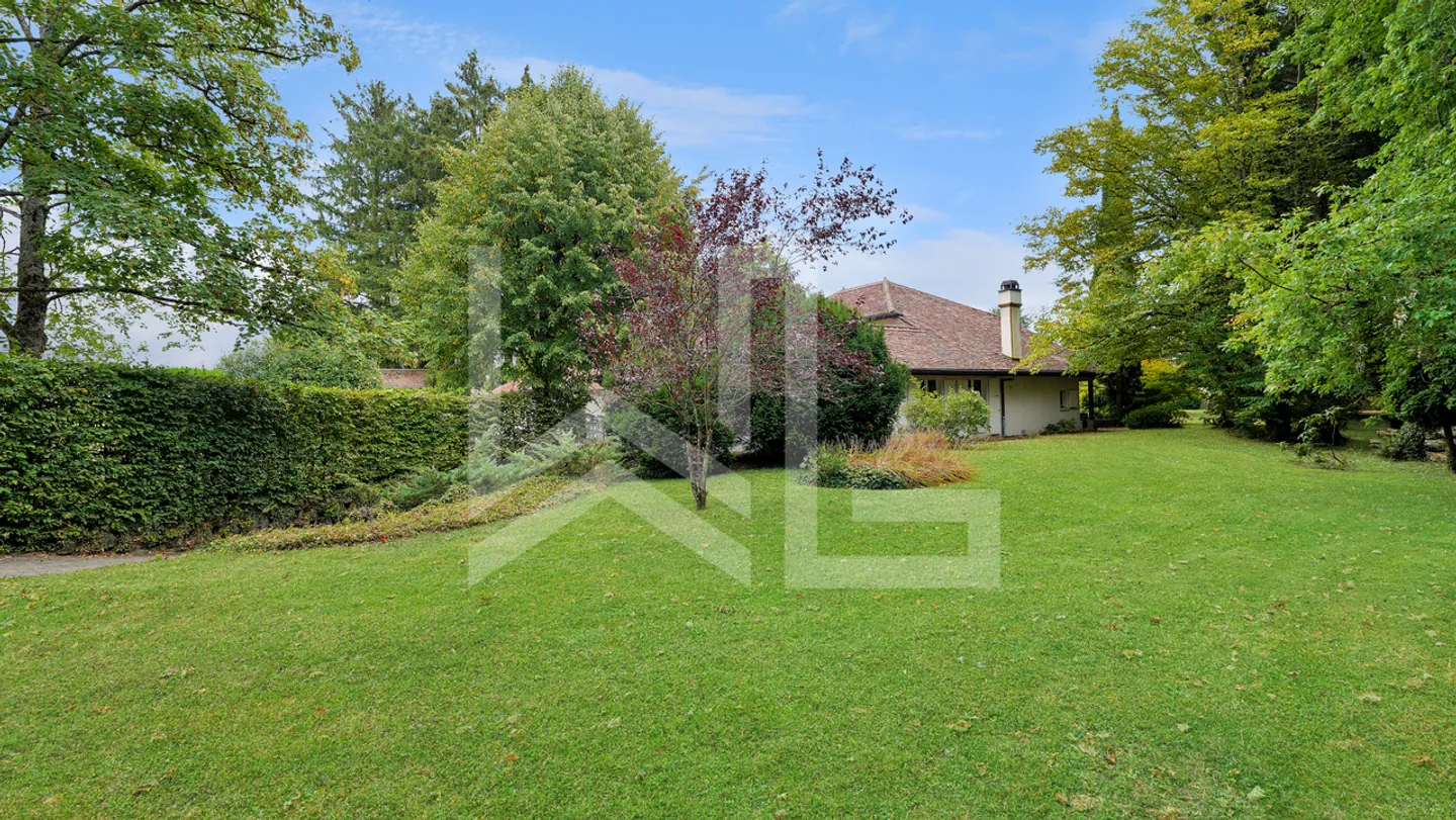 Maison de charme dans un parc arboré de 4'500 m2 - Photo 13 sur 13