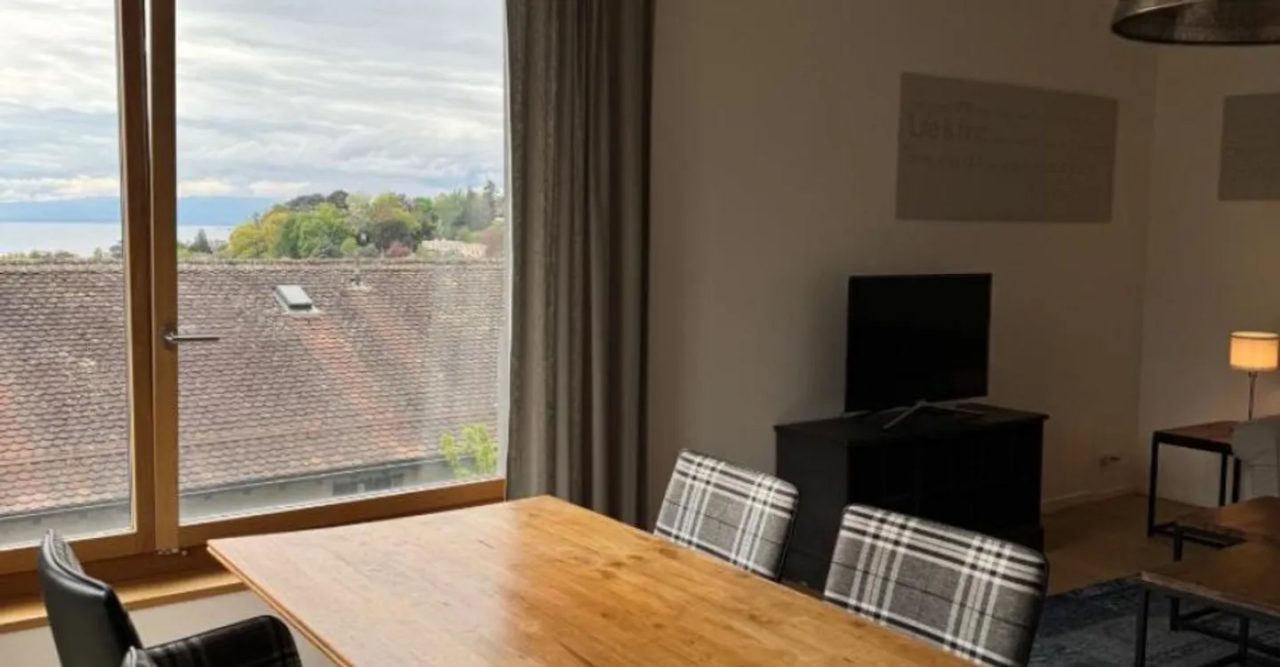Modern Apartment with Terrace - Photo 1 of 11
