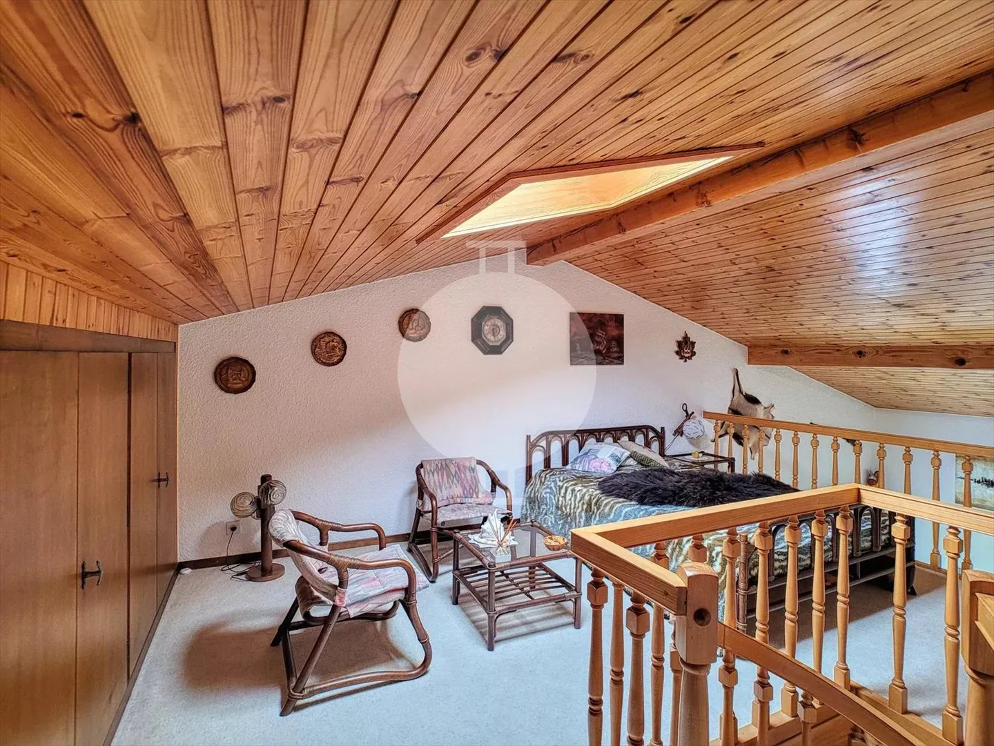 Appartamento duplex in una casa di 2 appartamenti - Foto 7 di 12