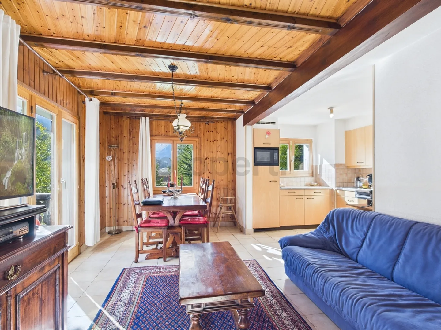 Morgins – Renovated chalet, alpine spirit & wellness 500 m from the village - Photo 2 of 13