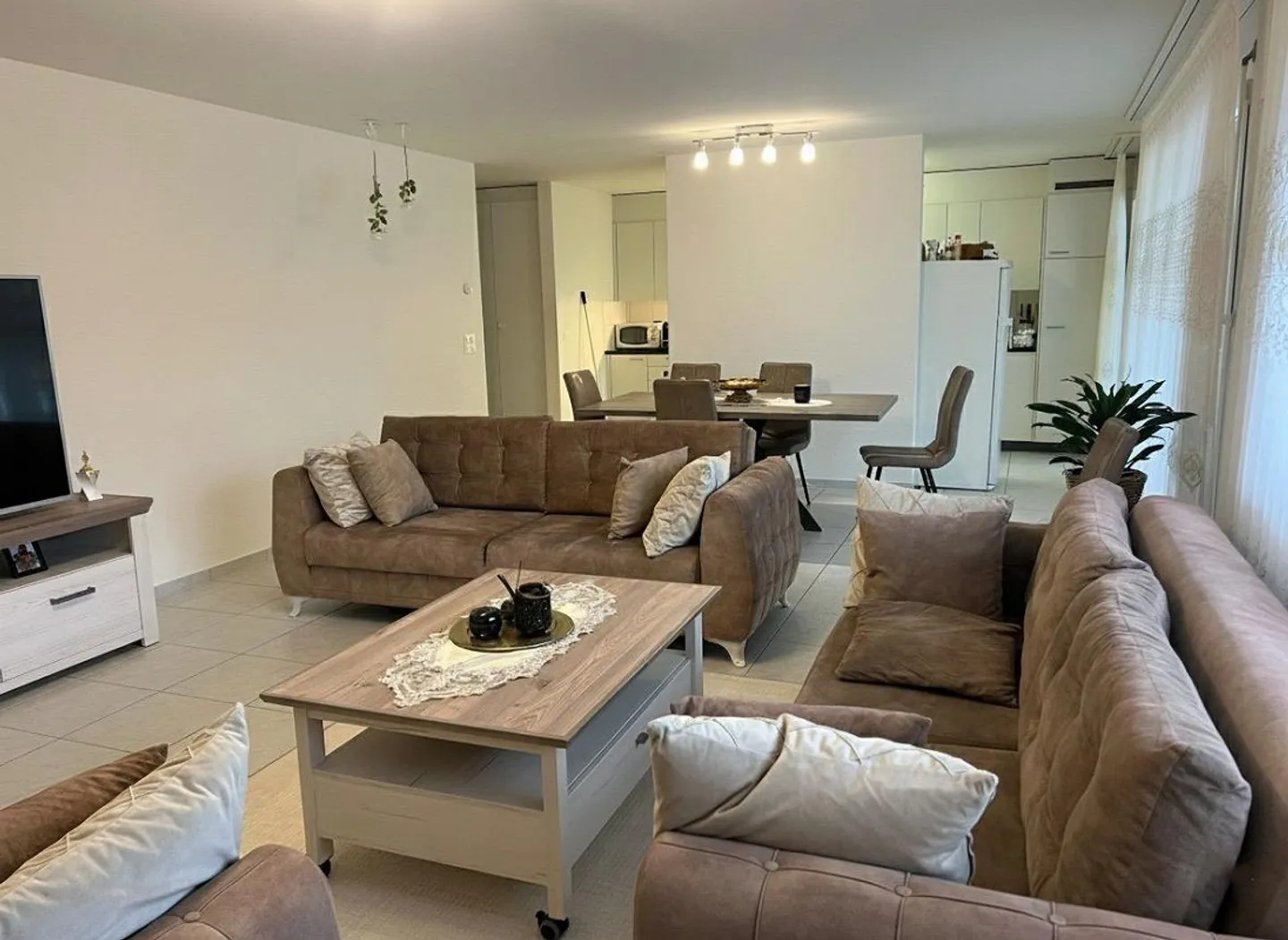 Ampio appartamento familiare a buon mercato vicino a Olten - Foto 1 di 9