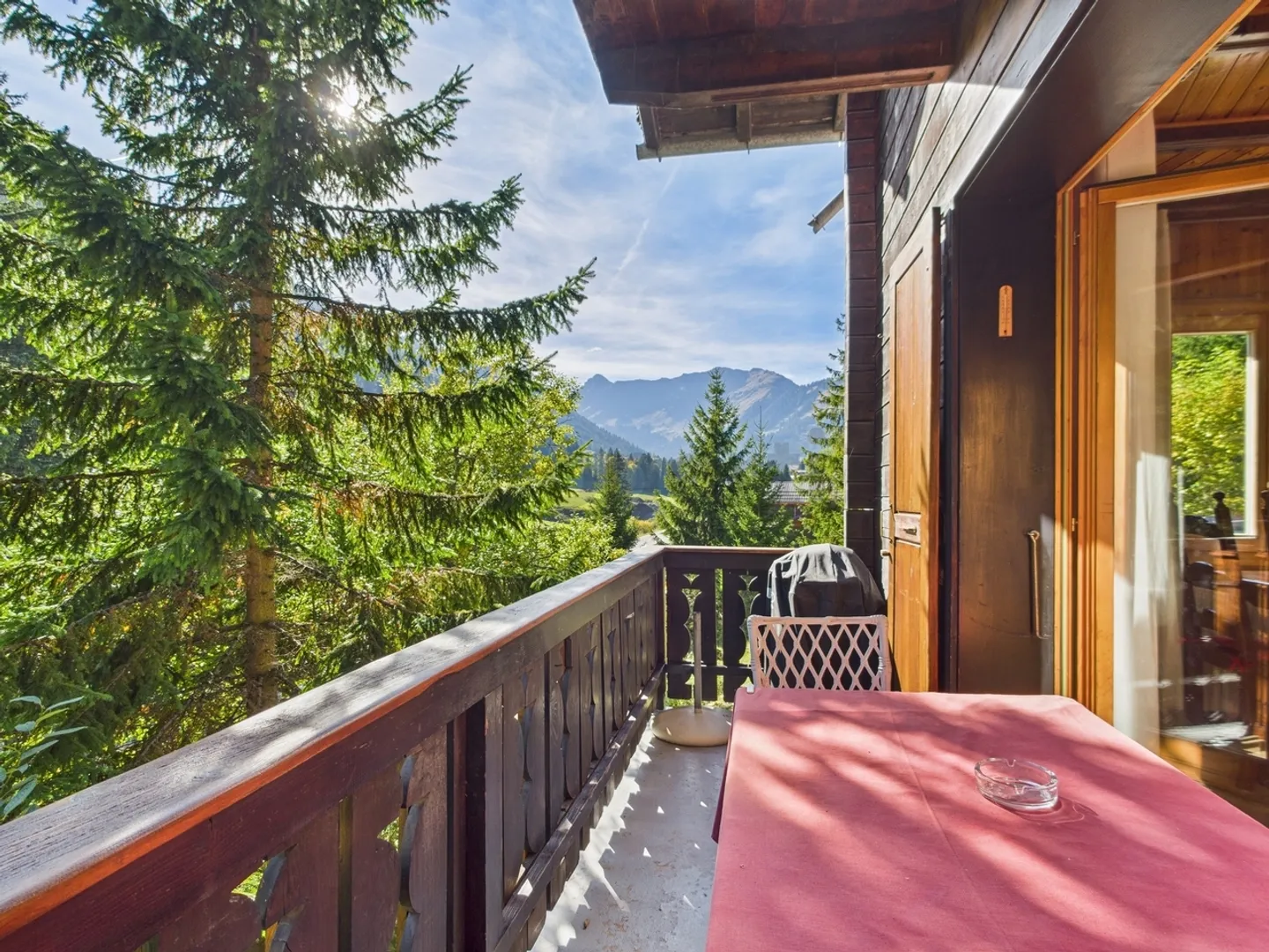 Morgins – Renovated chalet, alpine spirit & wellness 500 m from the village - Photo 9 of 13