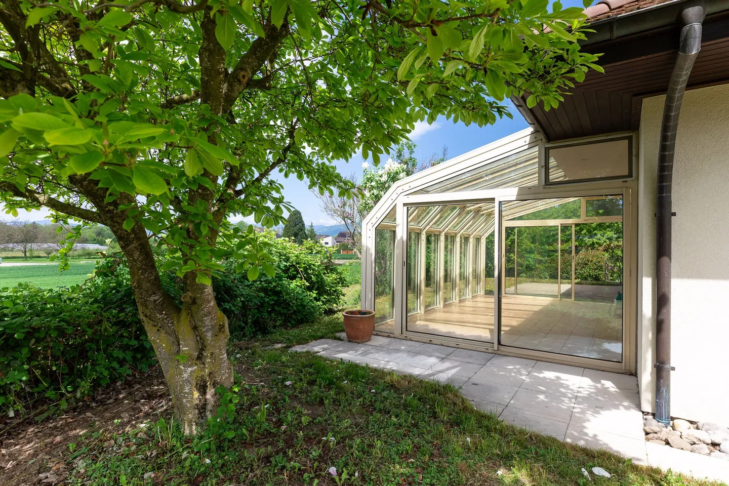 Individual villa with large plot - Single-family house with large garden - Photo 14 of 28