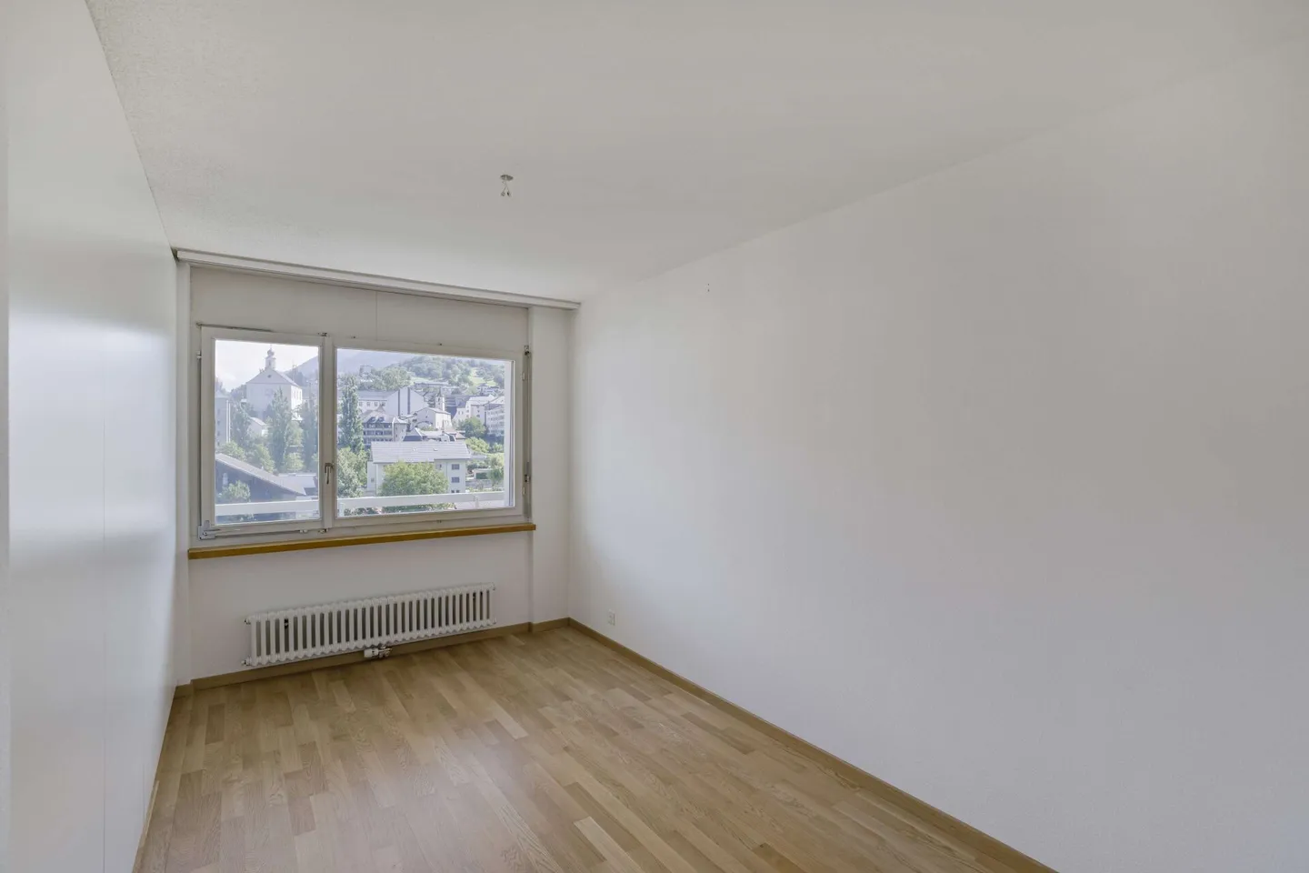 Charmante Wohnung mit sonnigem Ausblick - zentral und ruhig gelegen - Foto 6 von 12