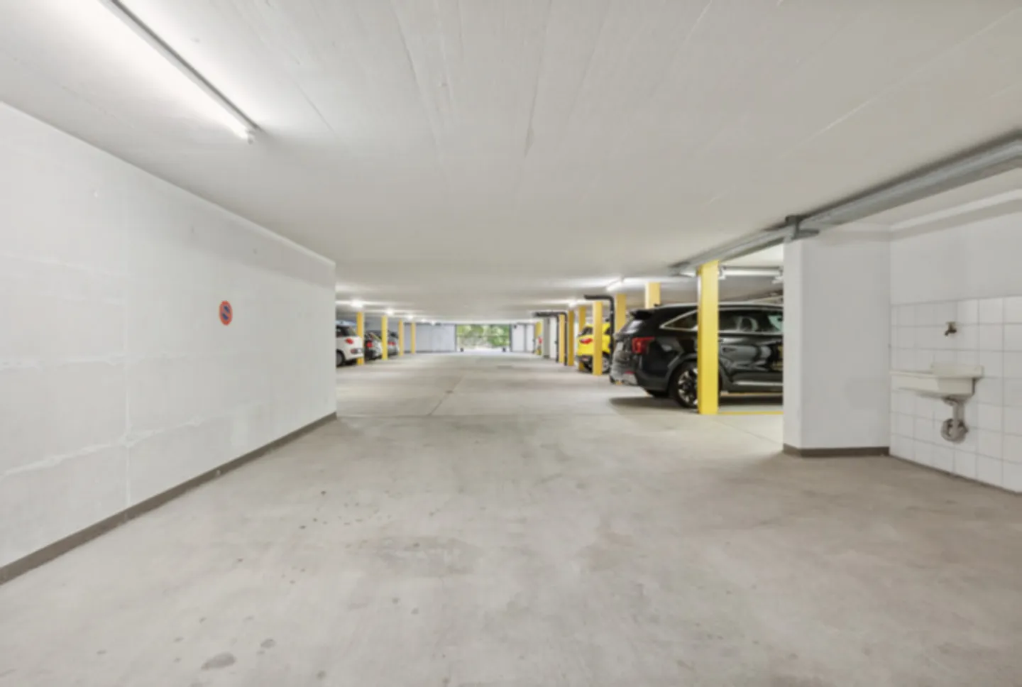 Zu vermieten: 4,5-Zimmer-Penthouse im Zentrum, nur wenige Schritte vom See entfernt - Foto 13 von 15