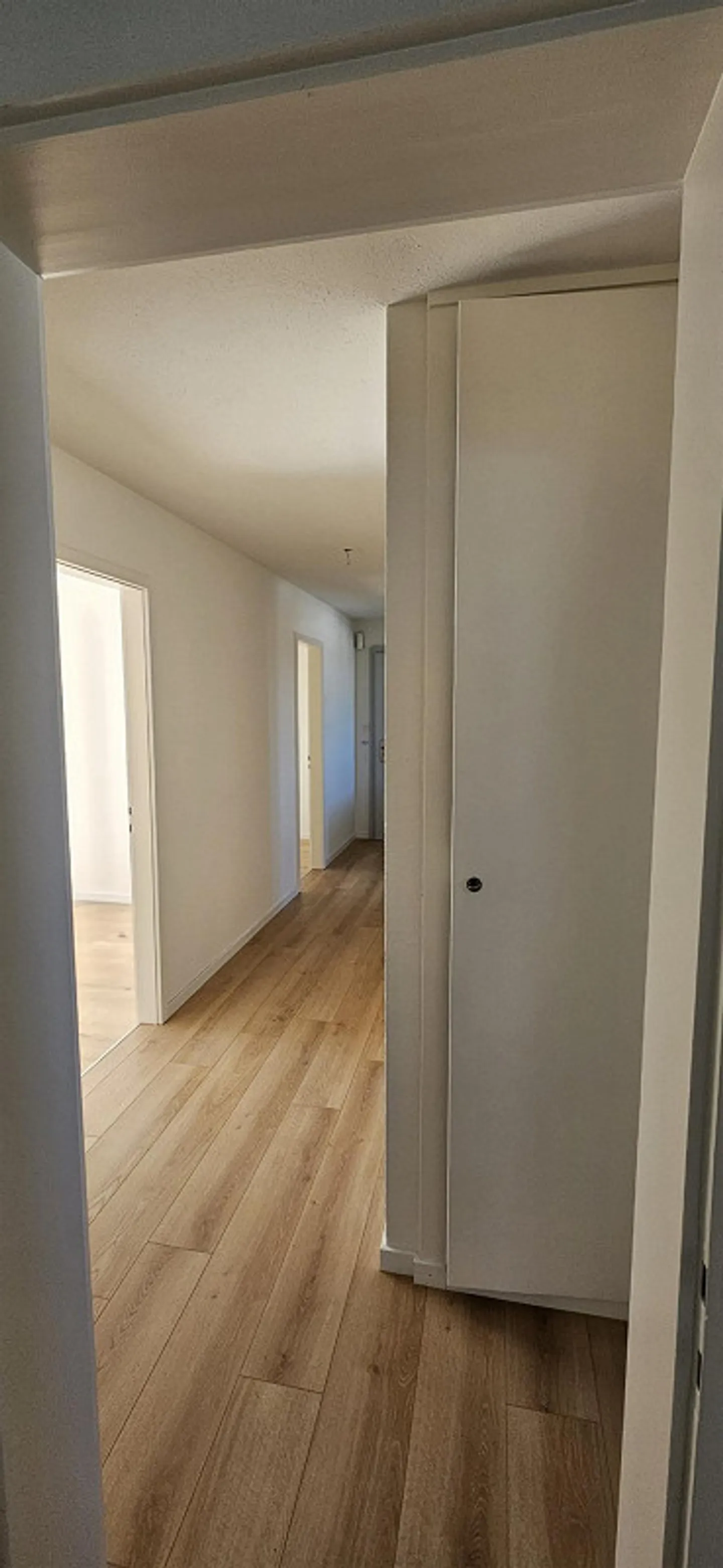 Appartamento attraente di 5,5 stanze con balcone - Foto 5 di 14